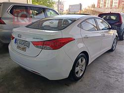 هیوندای ئەلەنترا